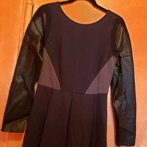 Genuine leather sleeve dress